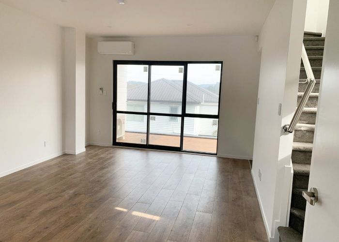  at 2/55 Bolton Street, Blockhouse Bay, Auckland City, Auckland