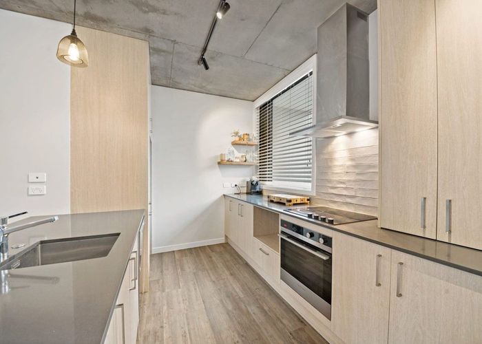  at 11/4163 Great North Road, Glen Eden, Waitakere City, Auckland