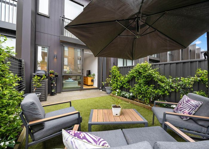  at 18 Silica Mews, Stonefields, Auckland City, Auckland