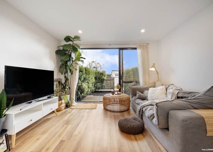  at 4 Tokai Place, Glen Eden, Waitakere City, Auckland