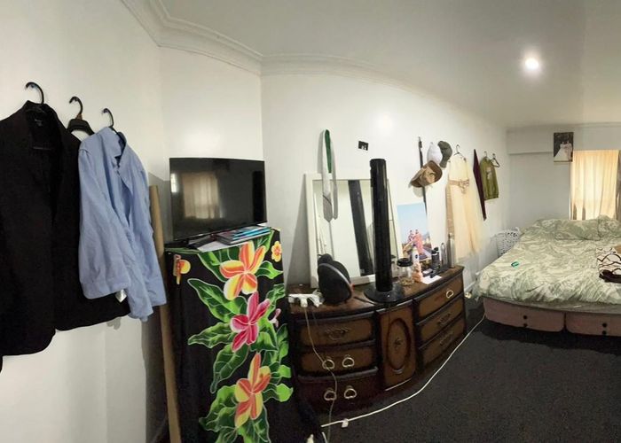  at 2/87 Gray Avenue, Papatoetoe, Manukau City, Auckland