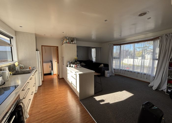  at 12 Roche Avenue, Upper Riccarton, Christchurch City, Canterbury