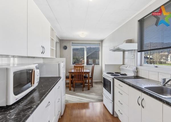  at 5 Bird Grove, Stokes Valley, Lower Hutt, Wellington