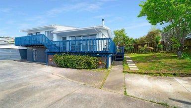  at 25 Keegan Drive, Massey, Auckland