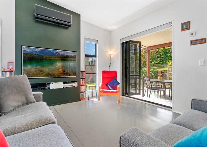  at 9 Utopia Park Heights, Welcome Bay, Tauranga