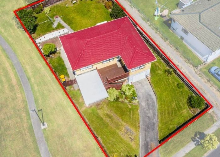  at 13 Elvira Place, Ranui, Waitakere City, Auckland