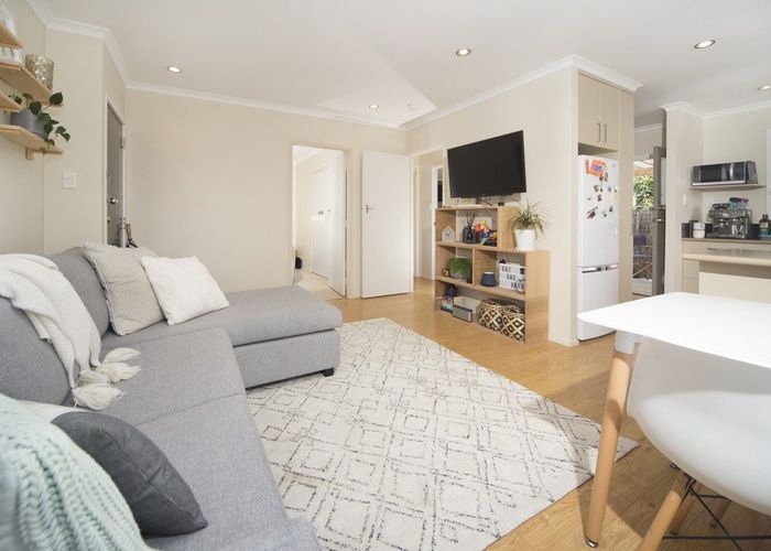 For rent 2/54 Swainston Street, Saint Johns, Auckland City, Auckland