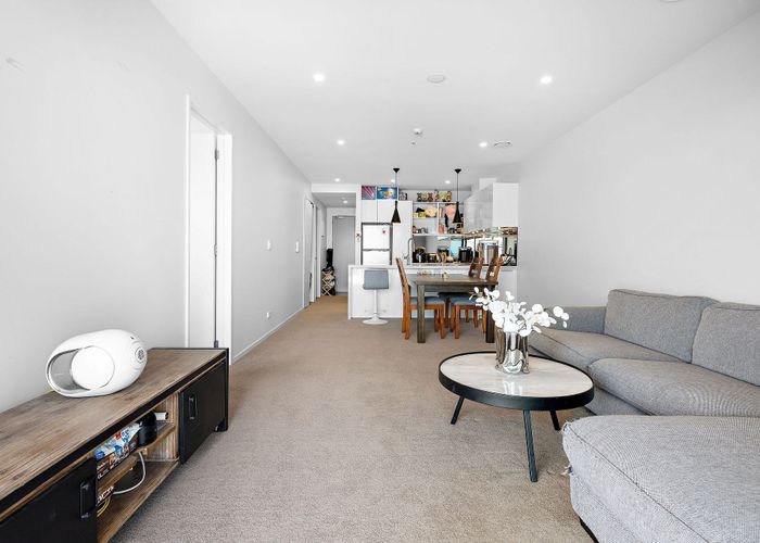  at 325/27 Enfield Street, Mount Eden, Auckland
