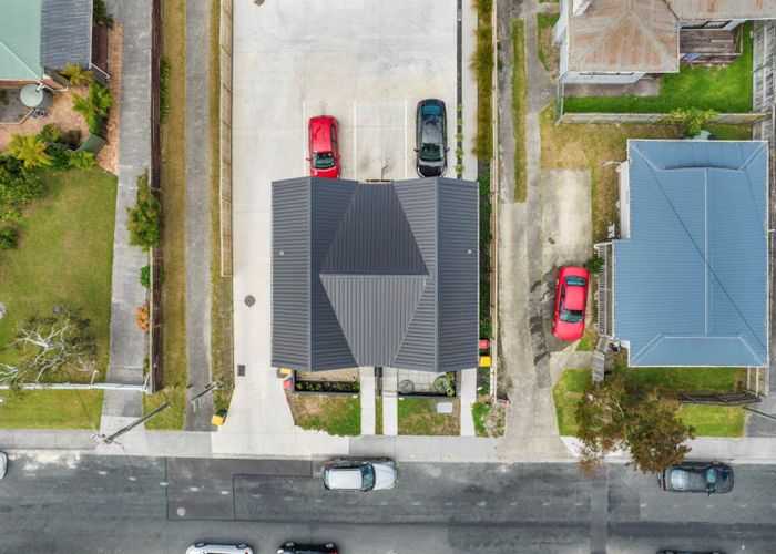  at 1/9 Marlene Avenue, Te Atatu South, Waitakere City, Auckland