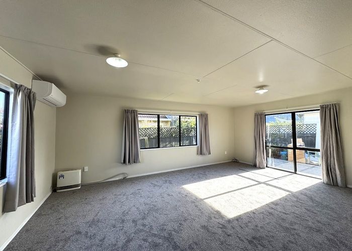  at 2/65 Wakefield St, Alicetown, Lower Hutt, Wellington