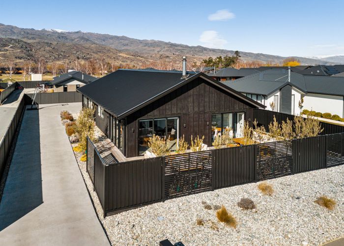  at 38 Stratford Drive, Mount Pisa, Cromwell