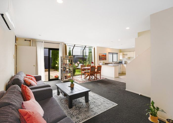  at 2/44 London Street, Richmond, Christchurch