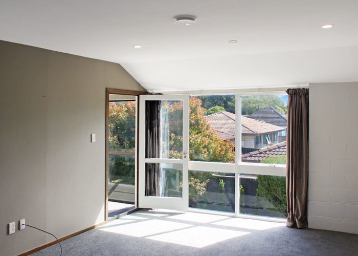  at 2/107 Holly Road, St. Albans, Christchurch City, Canterbury