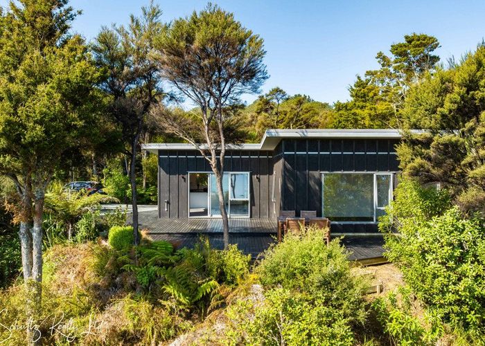 Recently sold 5 Lancewood Lane, Pahi, Paparoa homes.co.nz