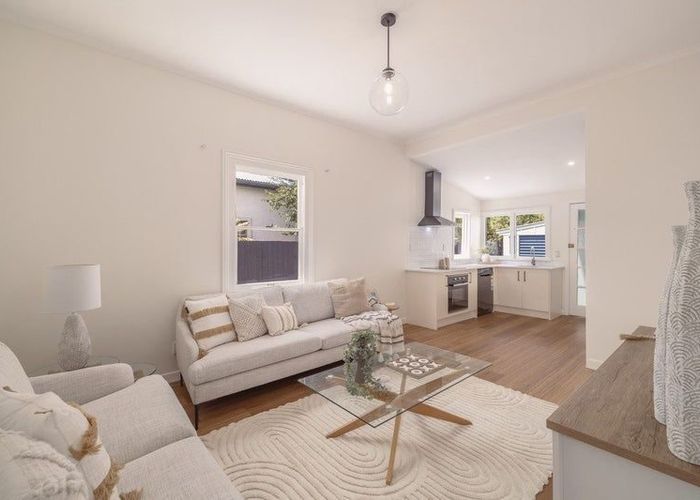  at 17 Manning Place, Woolston, Christchurch City, Canterbury
