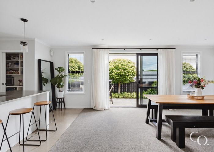  at 15 Ballintoy Park Drive, Welcome Bay, Tauranga