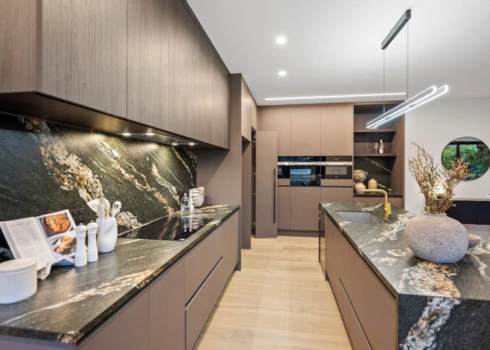  at 77 Park Rise, Campbells Bay, North Shore City, Auckland