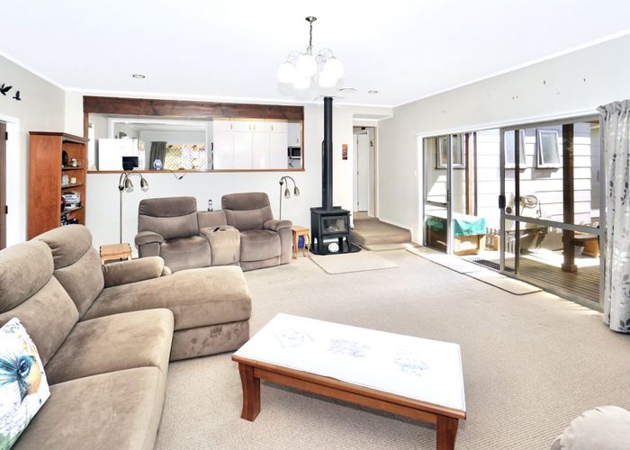  at 14 Bishoprick Crescent, Te Puke