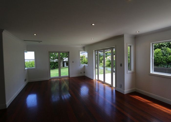  at 46 Nihill Crescent, Mission Bay, Auckland