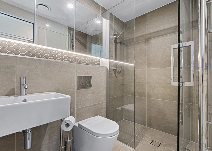  at 201/6 Park Street, Tauranga