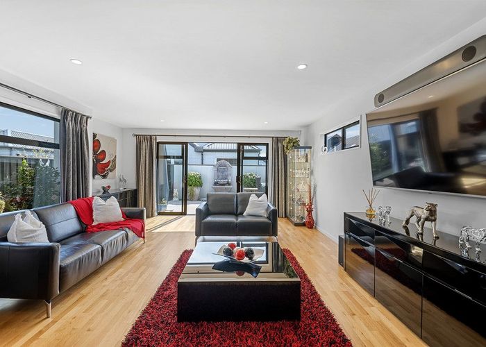  at 16 Glenturret Drive, Casebrook, Christchurch City, Canterbury