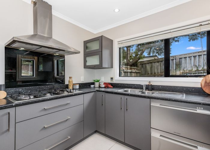  at 25 Kaimai Place, Aotea, Porirua