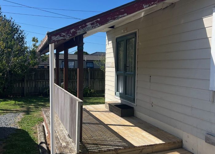  at 14a Fields road, Manurewa, Manukau City, Auckland