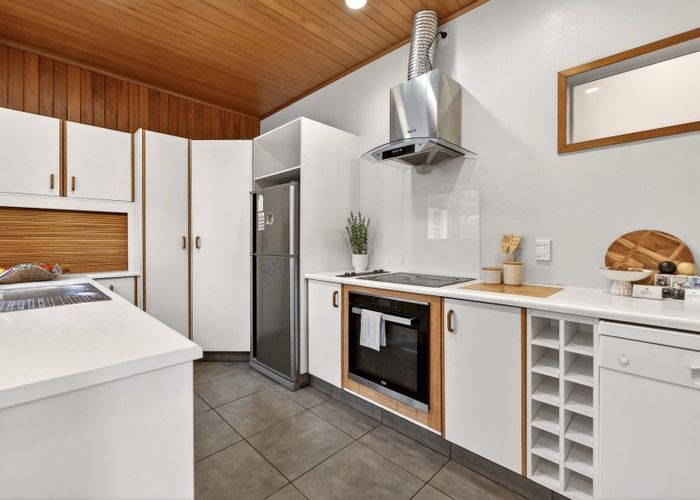  at 48 Manapouri Crescent, Hokowhitu, Palmerston North, Manawatu / Whanganui