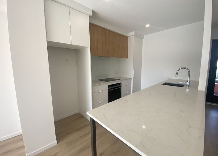  at 14/10 Pascoe Ave, Paremata, Porirua, Wellington