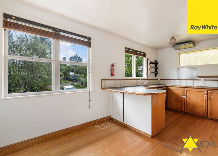  at 14 Pitcairn Place, Avondale, Auckland City, Auckland