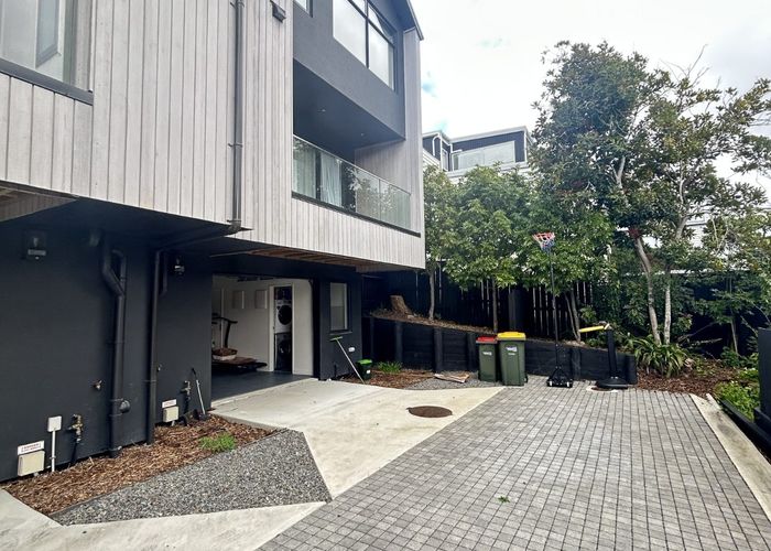  at 25B Penzance Rd, Mairangi Bay, North Shore City, Auckland