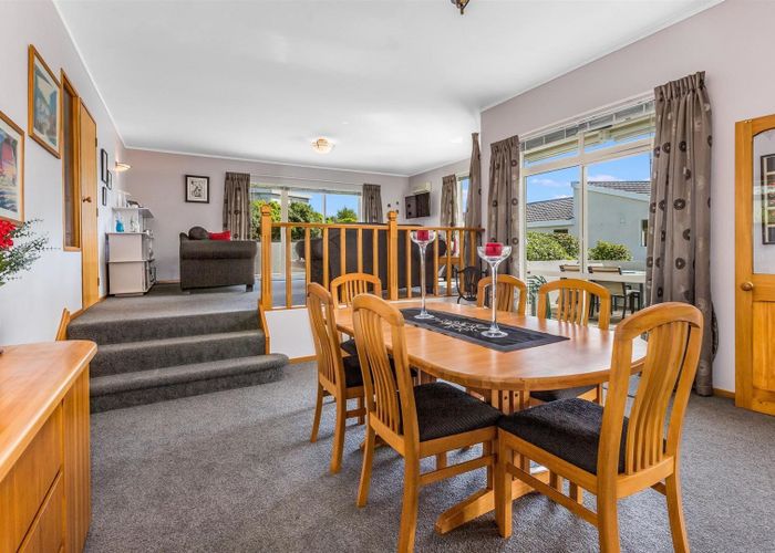  at 7 Portage Place, Whitby, Porirua