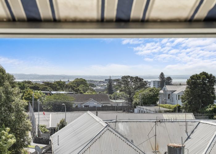  at 3/13 View Road, Mount Eden, Auckland