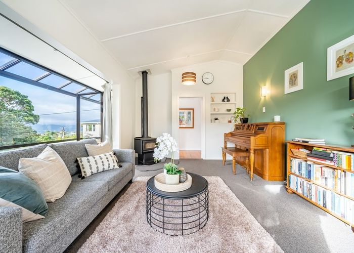  at 54 Poto Road, Normandale, Lower Hutt