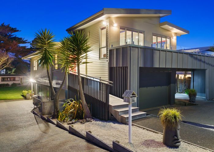  at 4 Tahi Road, Paraparaumu Beach, Paraparaumu