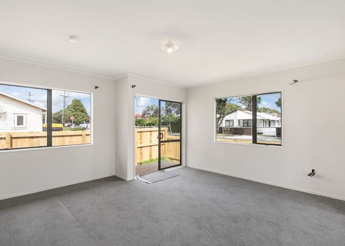  at 2/58 Avenue Road, Otahuhu, Auckland City, Auckland