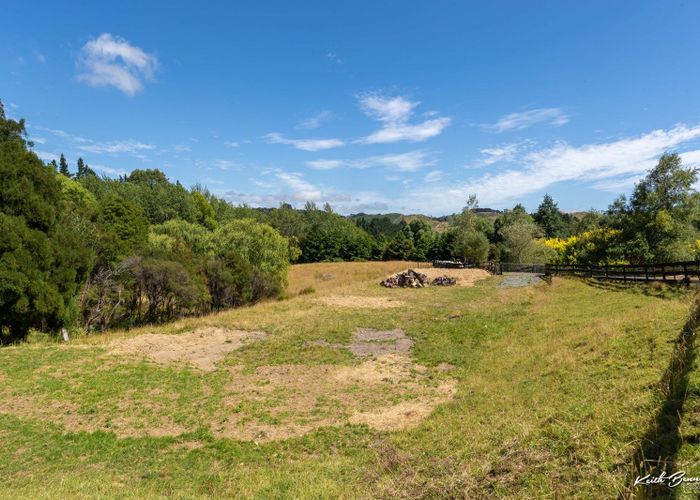  at 243 Katherine Mansfield Drive, Whitemans Valley, Upper Hutt