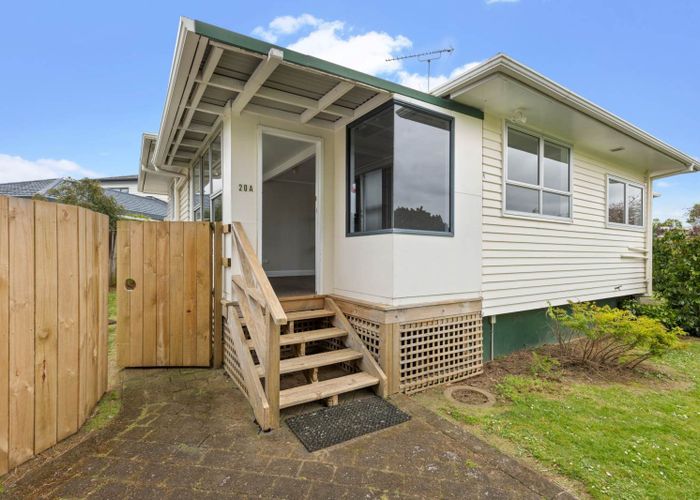  at 2/20 Parry Road, Mount Wellington, Auckland City, Auckland