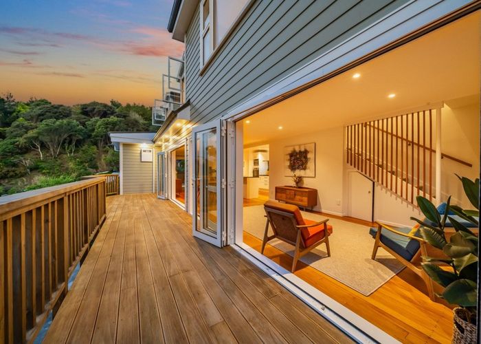  at 84 Paremata Road, Paremata, Porirua