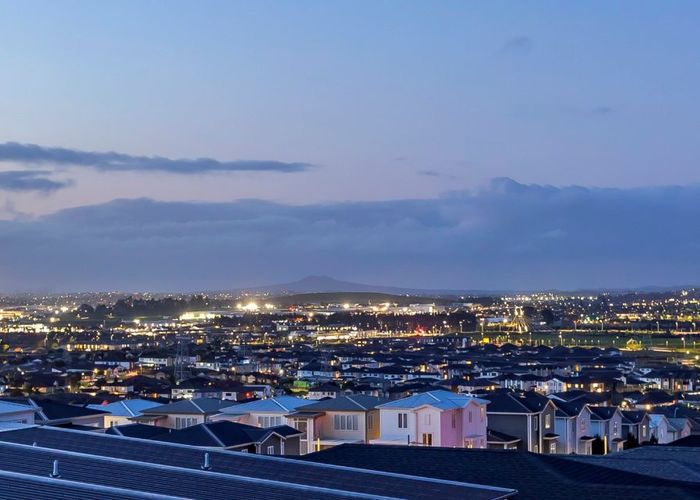  at 6 Elevation Street, Flat Bush, Manukau City, Auckland