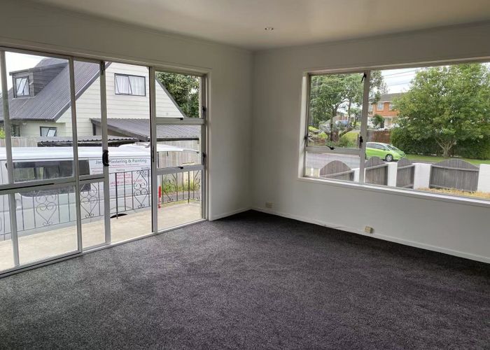  at 1/106 Colwill Road, Massey, Waitakere City, Auckland
