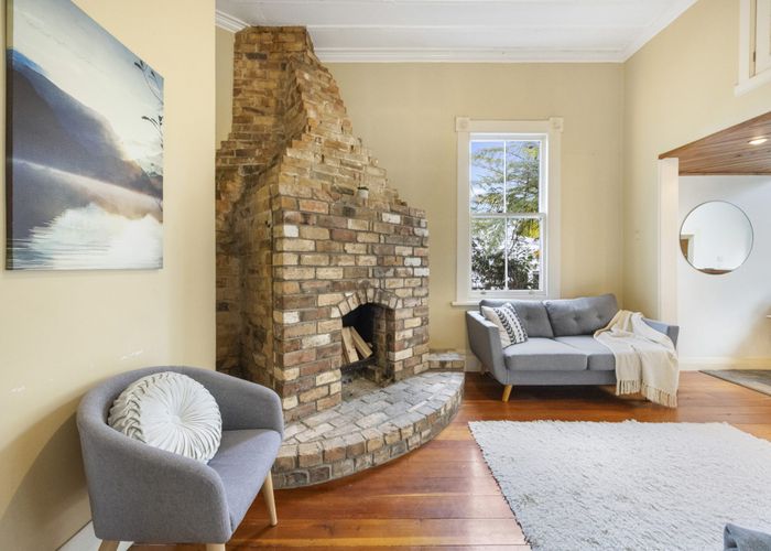  at 21 Cardigan Street, Western Springs, Auckland City, Auckland