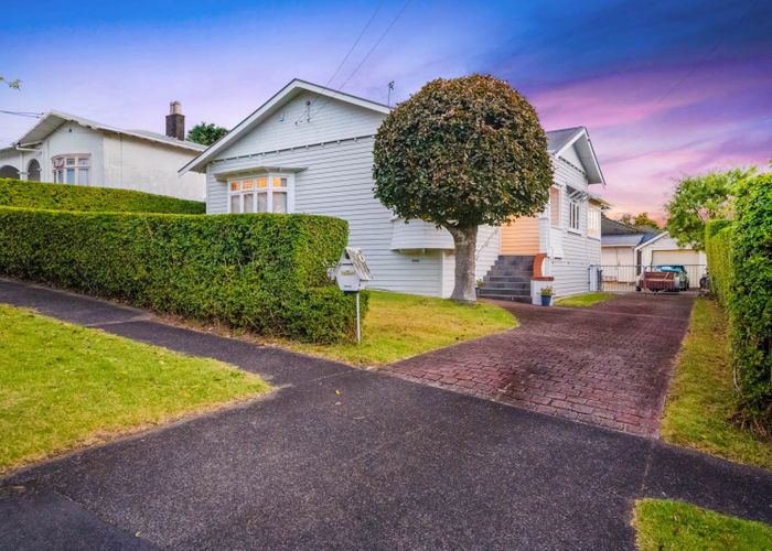  at 49 Princes Avenue, Three Kings, Auckland City, Auckland