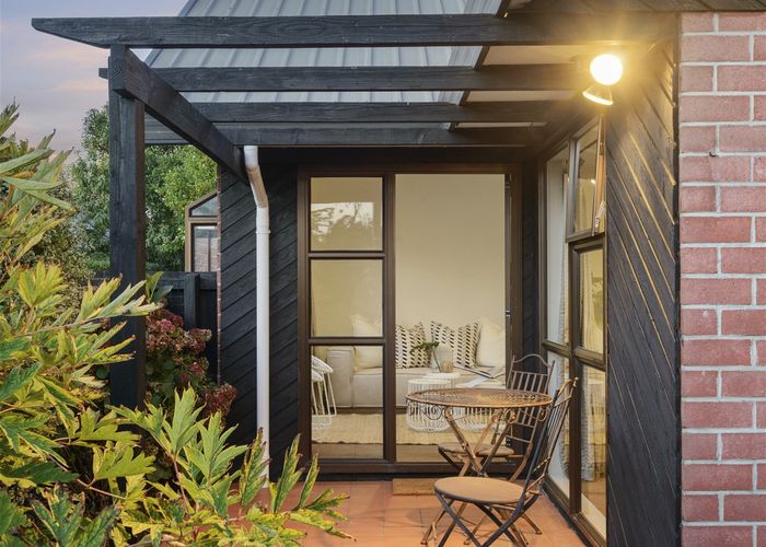  at 1/64 Searells Road, Strowan, Christchurch