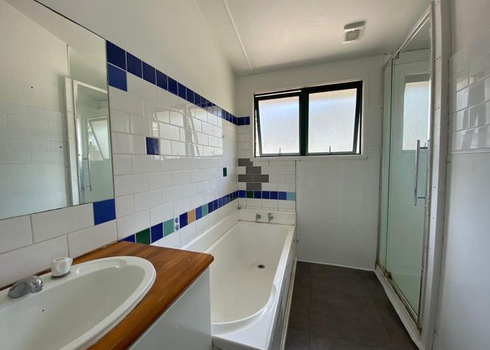  at 1014A Great North Road, Point Chevalier, Auckland