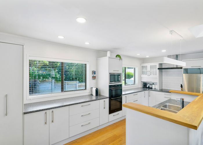  at 14 Camwell Close, Bucklands Beach, Auckland