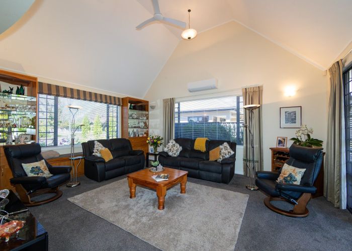  at 38 Kensington Drive, Taradale, Napier