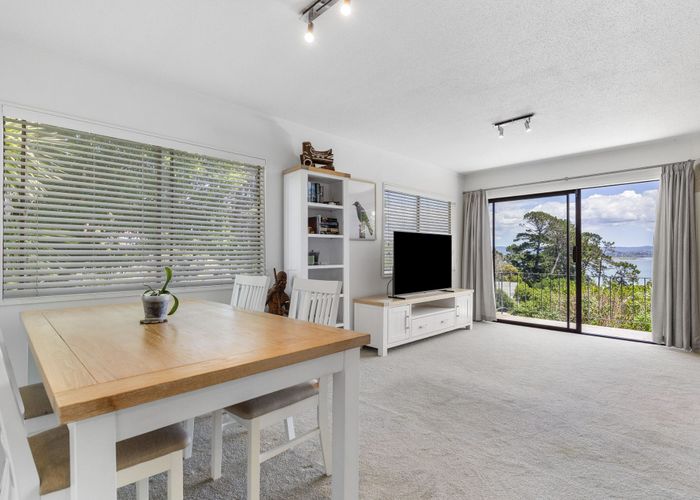  at 9 Sispara Place, Beach Haven, North Shore City, Auckland