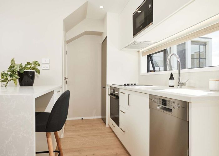  at 82 McKenzie Road, Mangere Bridge, Manukau City, Auckland