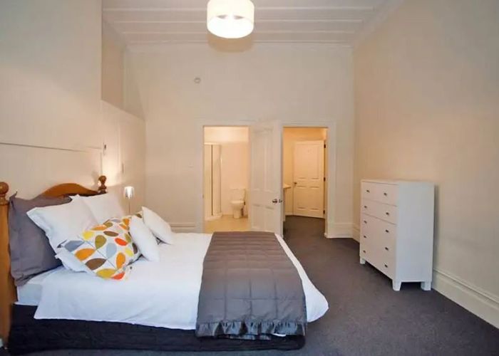  at 4 Royal Terrace, Dunedin Central, Dunedin
